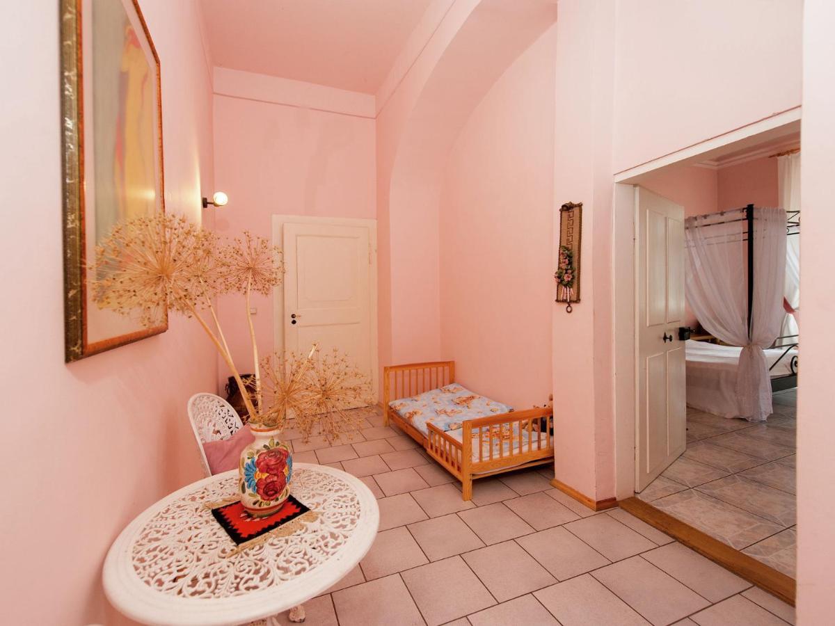 Vintage Apartment in Arzberg Triestewitz with Terrace Exterior foto